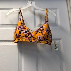 Women’s Swimsuit Top